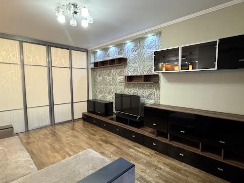 квартира за адресою Ревуцького вул., 9