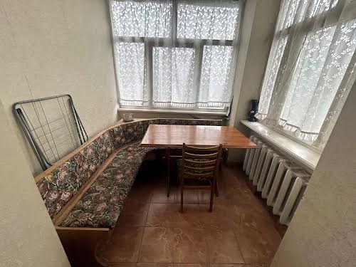 квартира за адресою Івана Миколайчука вул., 14