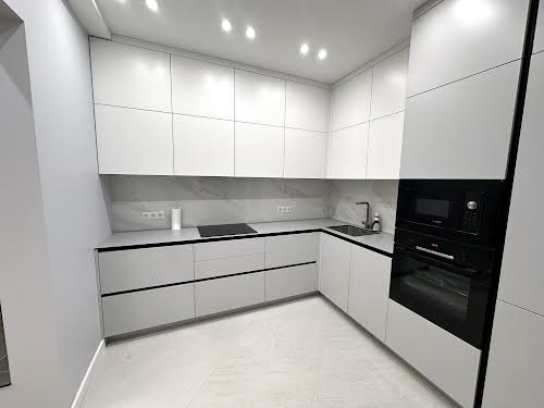 квартира за адресою Михайла Максимовича вул. (Онуфрія Трутенка), 26б