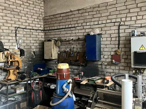 комерційна за адресою проспект Миру, 243