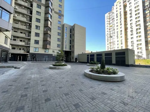 квартира за адресою Драгомирова вул., 14а