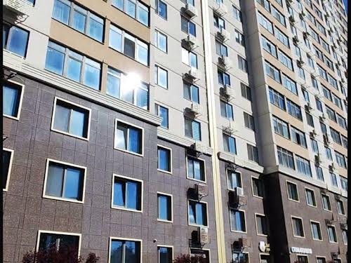 квартира за адресою Перлинна вул., 1б