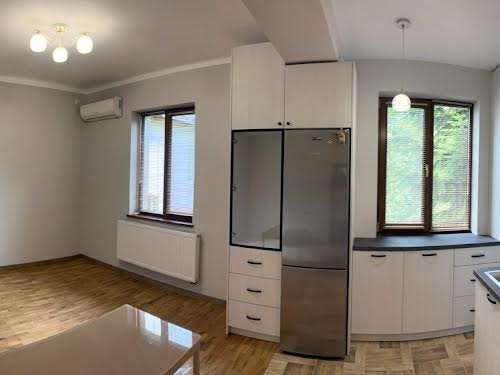 квартира за адресою Гетьмана Івана Мазепи вул. (Топольна), 37