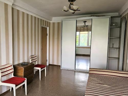 квартира за адресою Мілютенка вул., 28