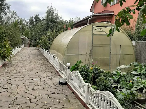 дом по адресу Деснянская ул.