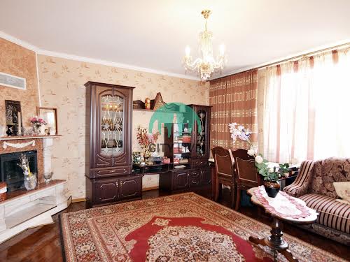 дом по адресу Кропивницкого ул., 8а