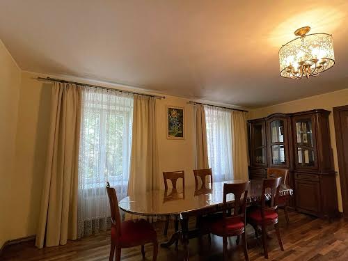 квартира за адресою Підвальна вул., 9
