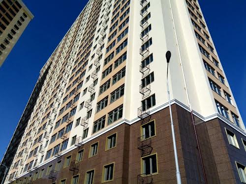 квартира за адресою Академіка Сахарова вул., 3