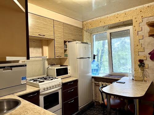 квартира за адресою Автобуду, 8