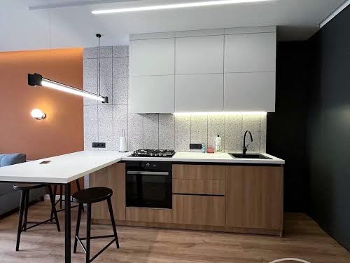 квартира за адресою Юхновського, 27