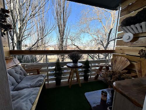 квартира за адресою Космонавтів вул., 98
