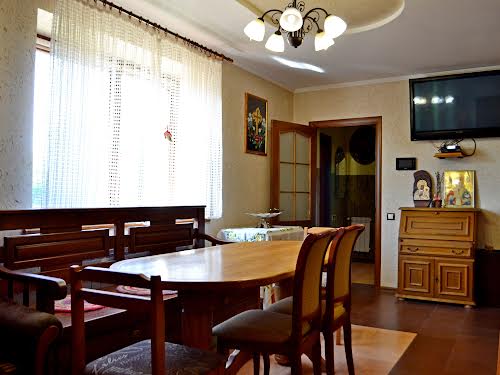 дом по адресу Яворівська