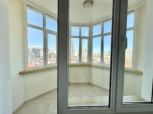 квартира за адресою Педагогічна вул., 27