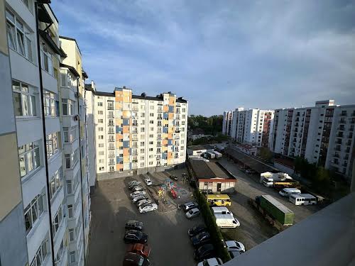 квартира по адресу Александра Довженко ул., 25б