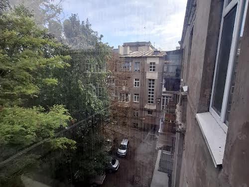 квартира за адресою Новоорловська вул., 2