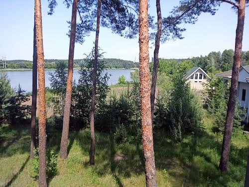 будинок за адресою Вишнева вул.
