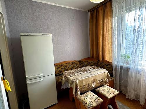 квартира за адресою Академіка Заболотного вул., 4