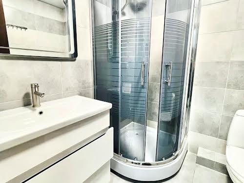 квартира за адресою Степана Бандери просп., 36