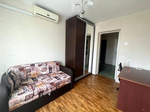 квартира за адресою Межигірська вул., 50