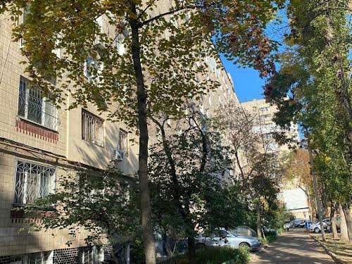 квартира за адресою Краснова вул., 14
