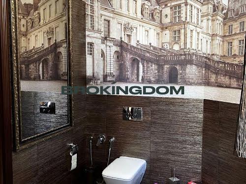 будинок за адресою Богатирська вул., 30а