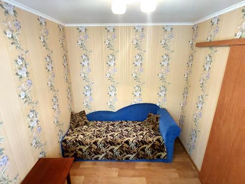 квартира за адресою Космонавтів вул., 146б