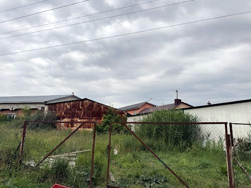 коммерческая по адресу Полесская ул., 1