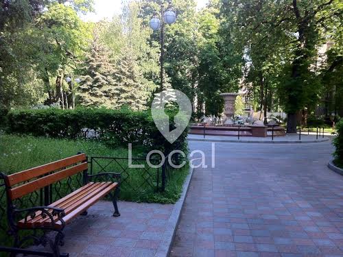 квартира за адресою Інститутська вул., 18
