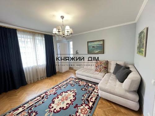 квартира за адресою Машинобудівна вул., 8