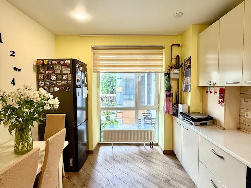 квартира за адресою Світлова, 32а