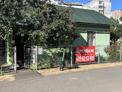 дом по адресу Ивано-Франковск, Глебова ул., 14