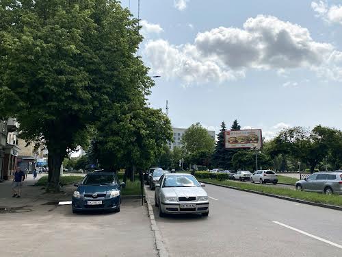 комерційна за адресою Проспект Миру, 4