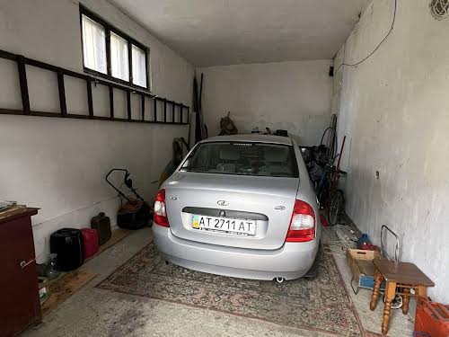 дом по адресу с. Криховцы, Радостная ул., 8а