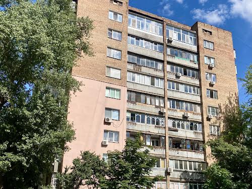 квартира за адресою Загорівська вул. (Багговутівська), 38