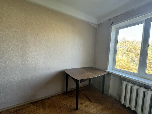 квартира за адресою Парамонова вул., 7