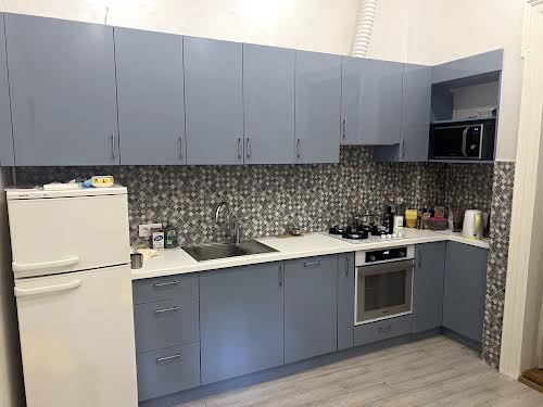квартира за адресою Театральна вул., 5