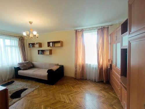 квартира за адресою Наукова вул., 23