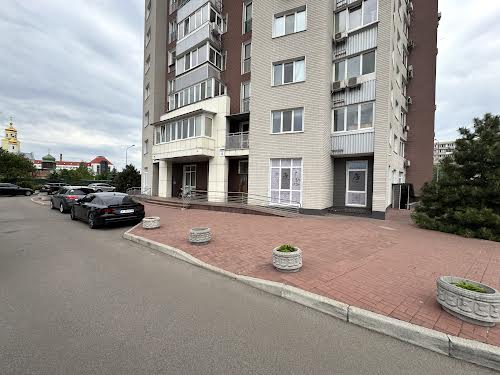квартира за адресою Героїв полку 