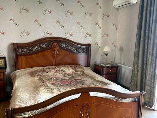 будинок за адресою 12/а Ентузіастів, 18
