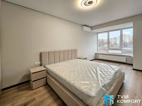 квартира за адресою Грушева вул., 4