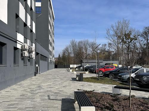 квартира за адресою Степана Бандери вул., 77В