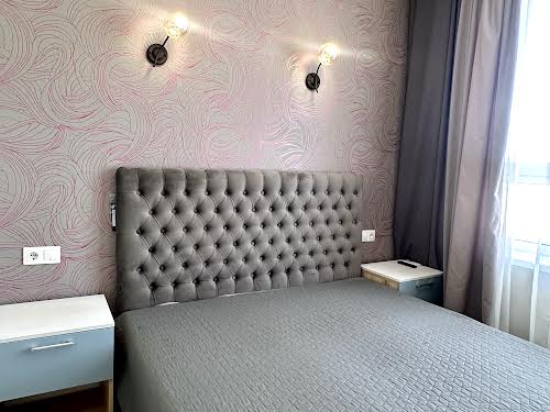 квартира за адресою Драгоманова вул., 10