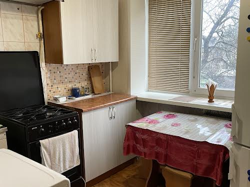 квартира за адресою Тополіна, 33