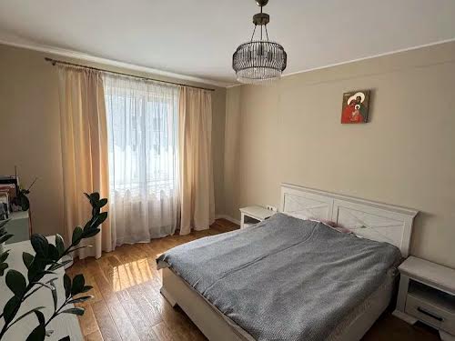 квартира за адресою Карла Мікльоша вул., 13