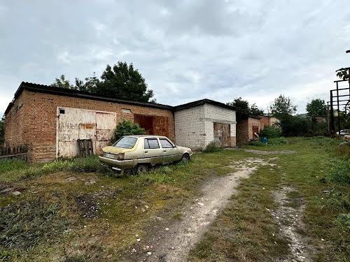 комерційна за адресою Богдана Хмельницького вул., 11
