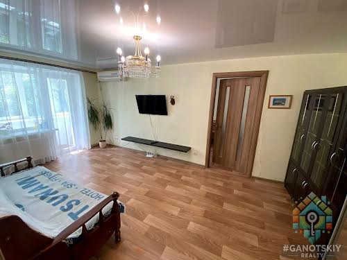 квартира по адресу Володимира Великого, 20