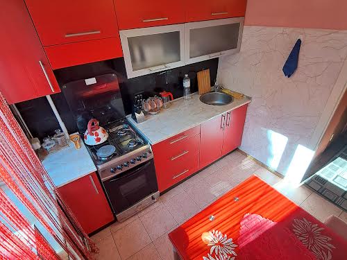 квартира за адресою Павла Тичини вул., 18