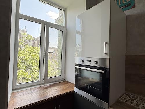 квартира за адресою Хорива вул., 29б