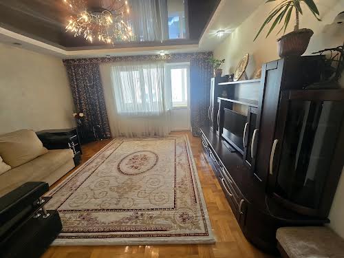 квартира за адресою Курбаса, 7