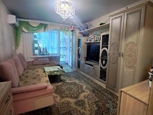 квартира за адресою вул. Прикордонна, 80
